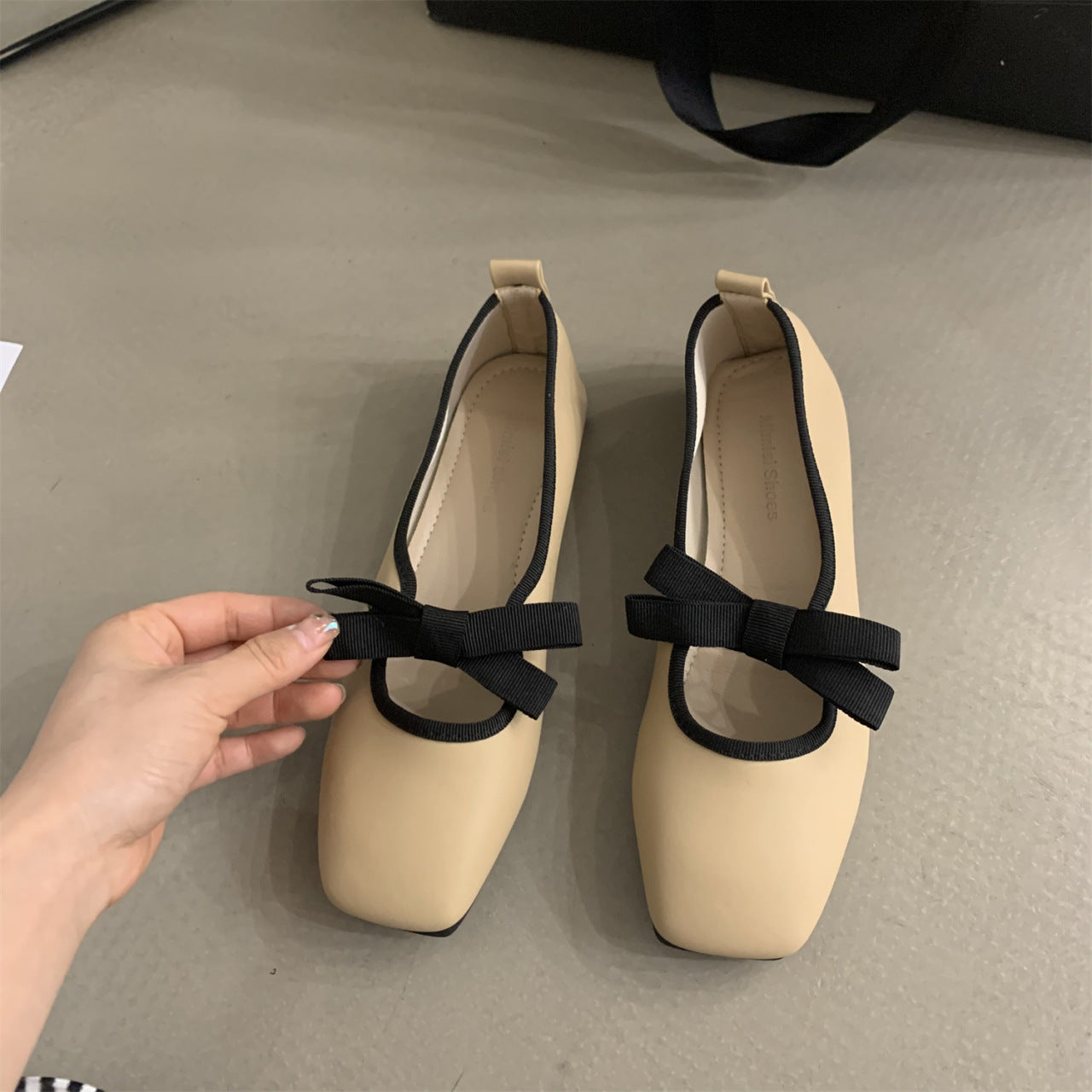 Zapatos planos de mujer de corte bajo con suela plana