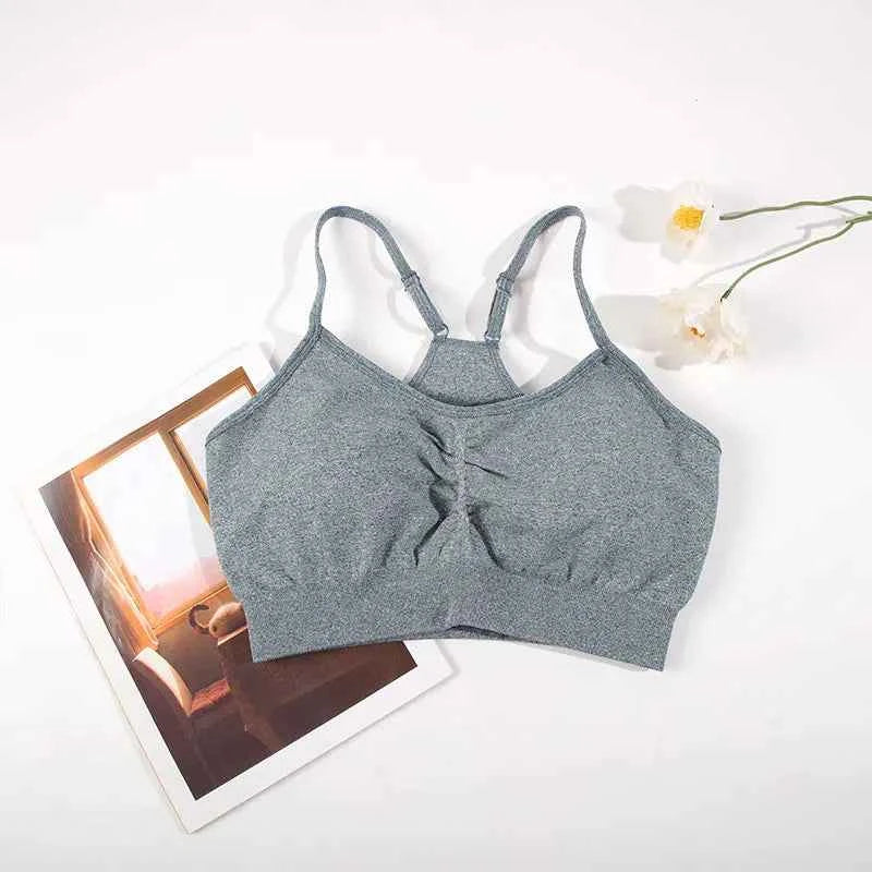 CHRLEISURE Seamless Sports Set Women's 2PCS Yoga Suit Fitness Bra with Cycling Shorts Gym Elastic Workout Outfit Activewear