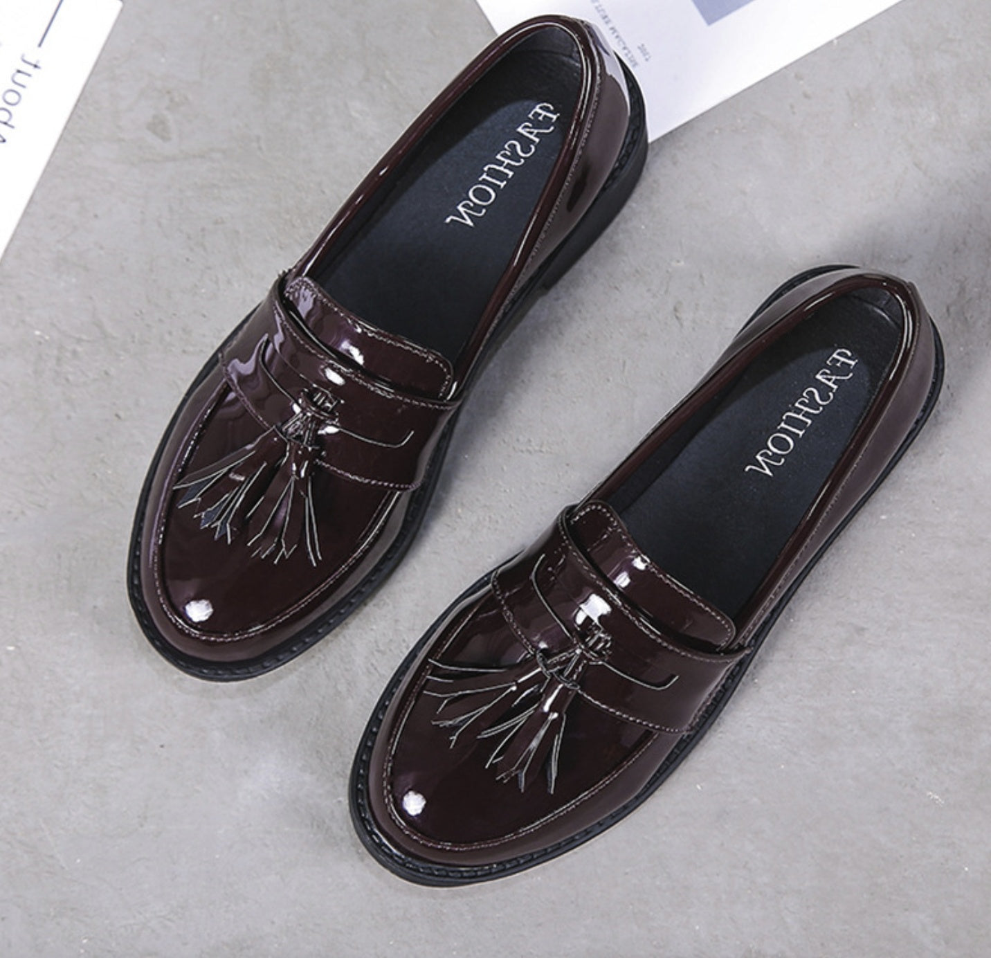Zapatos de mujer, zapatos de niña, estilo de moda, color negro, con estilo de moda británico