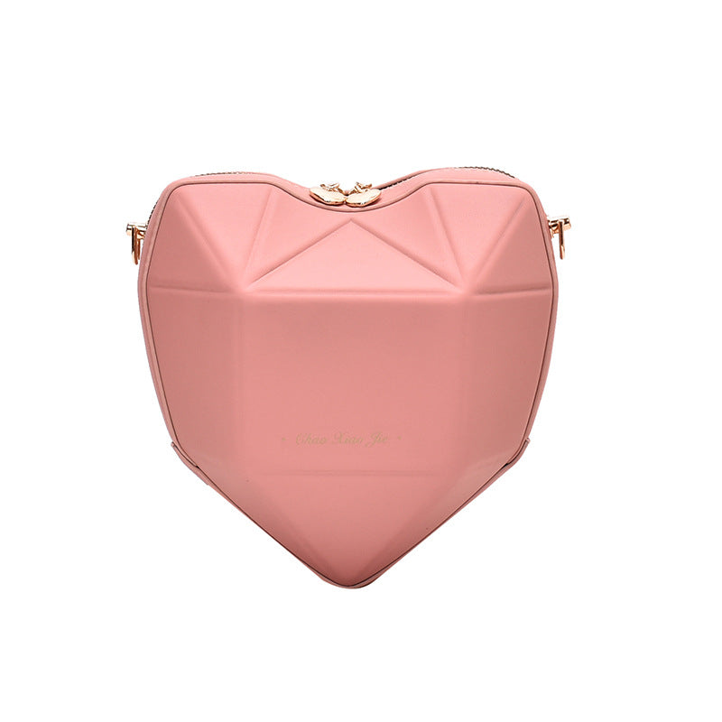 Bolso geométrico en forma de corazón