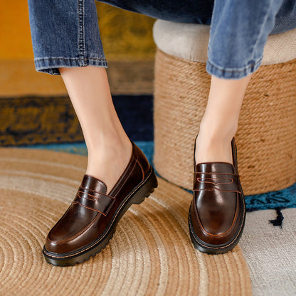 Zapatos de piel de tacón bajo y grueso de punta redonda para mujer