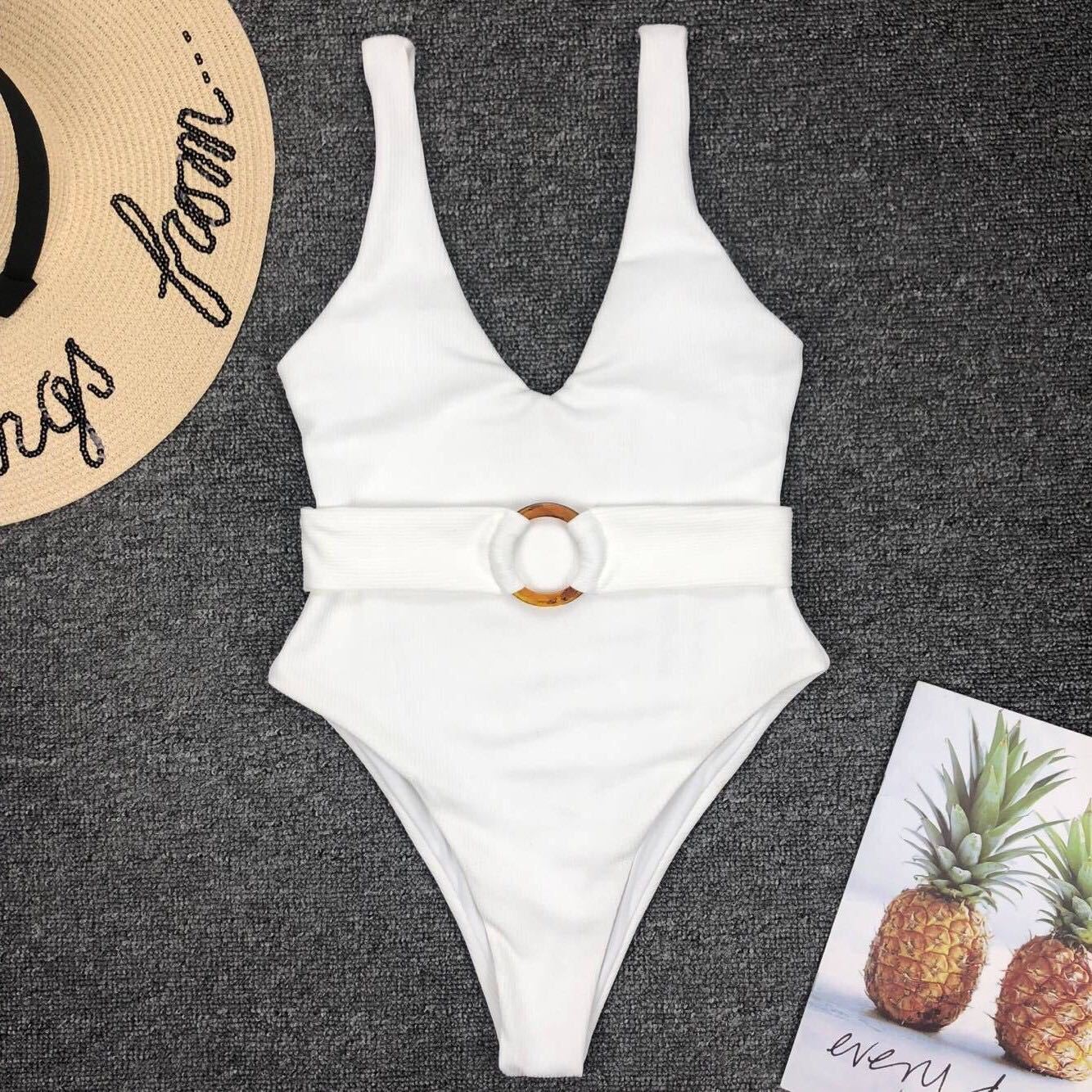 Traje de baño blanco para mujer