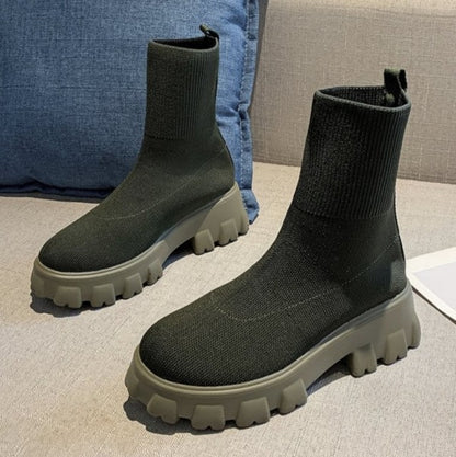 Botines de Mujer con Plataforma y Tacón Grueso