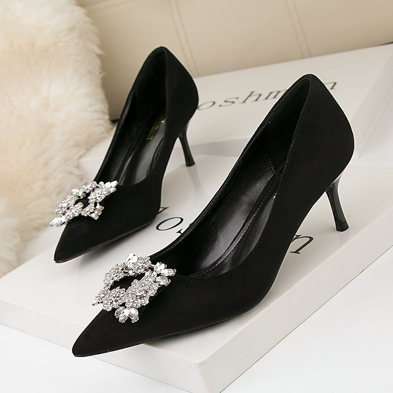 Zapatos de tacón de aguja de moda para mujer con puntera en punta