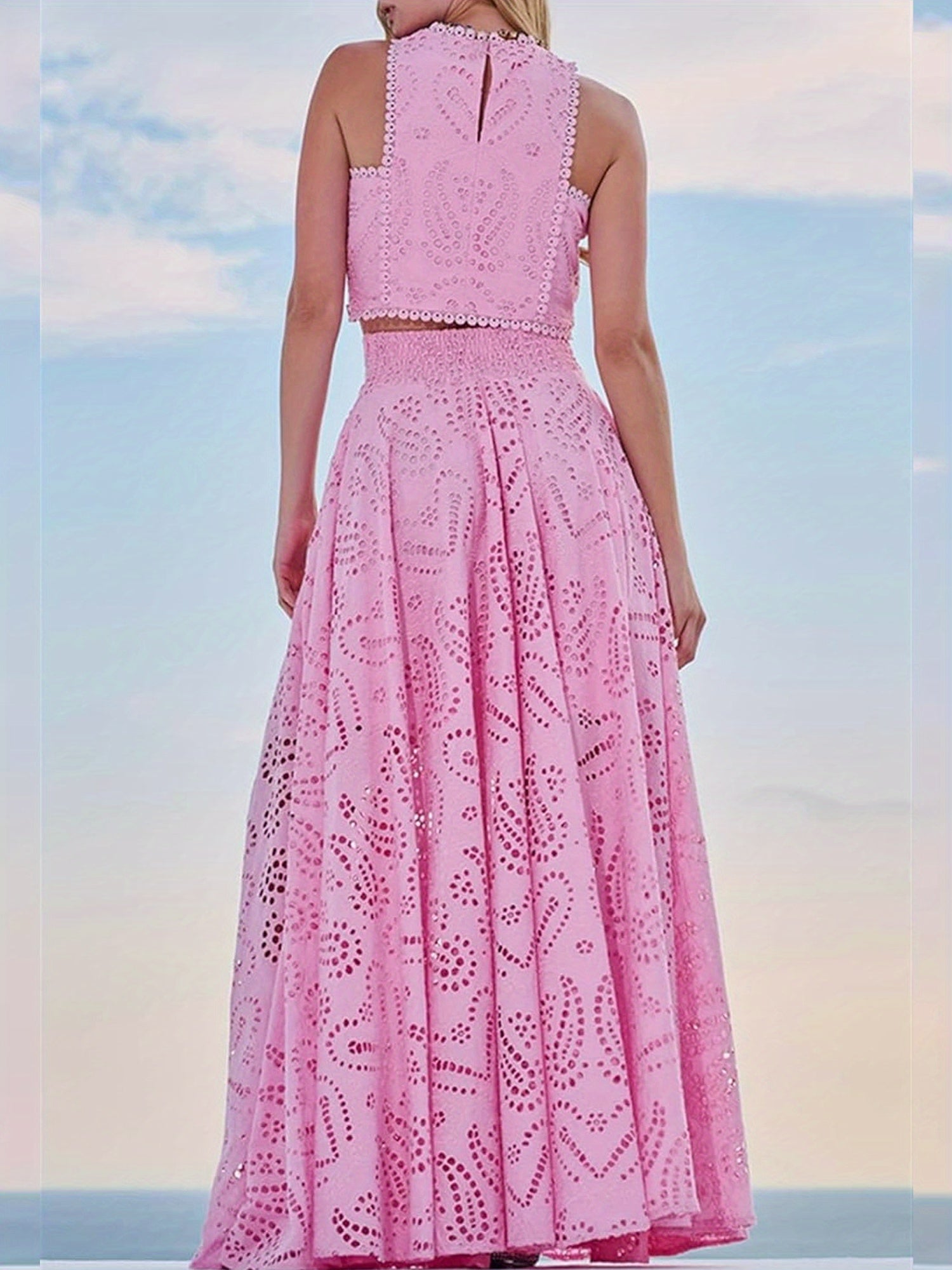 576a175cffbd495baf94f7c8aa0405ec-goods