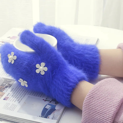 Women's Floral Pearl-Look Winter Mittens — original product gallery image 3