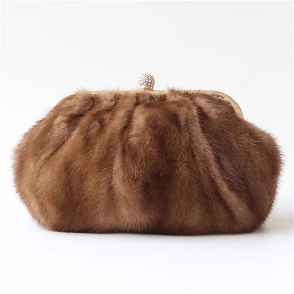 Hb4b39b8f71fb404a97aec5de311e1da69