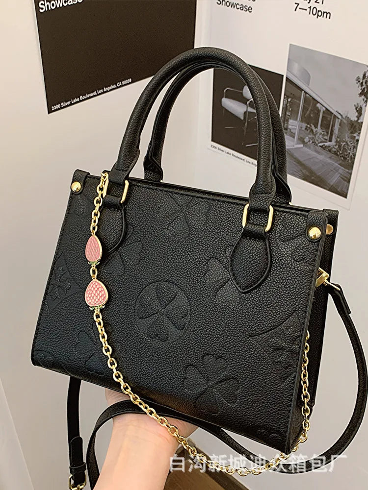 S1571243c823c4df7a5ac7877f1974a9d3