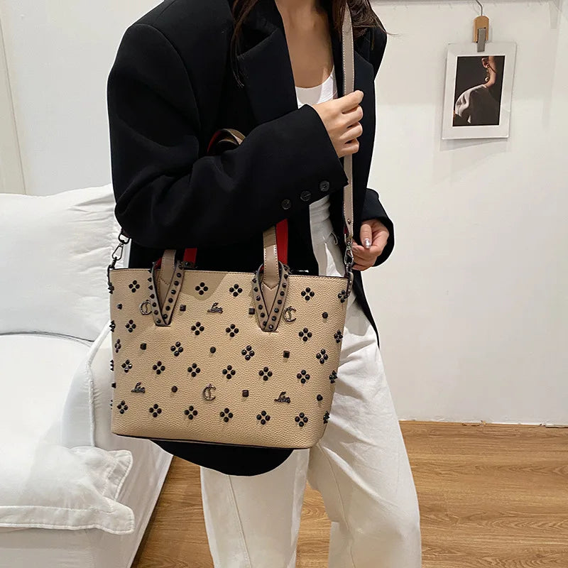 S554b7765eb7c4d38af985bece75dbec8E