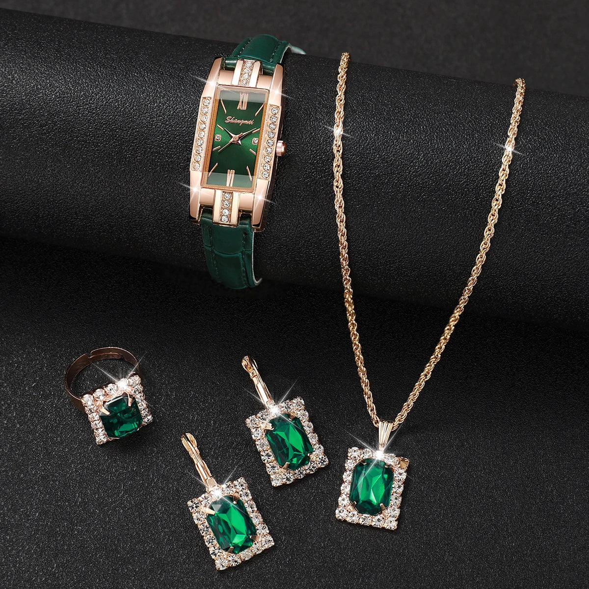 S64521070636b47029850edd7f126fd76o