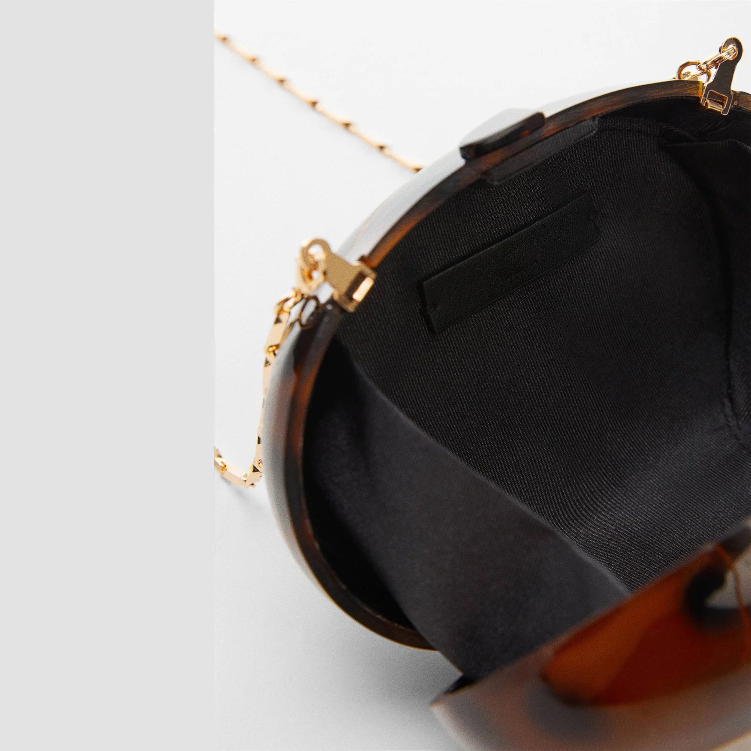 S7e1211ad8ce44180b08a8d372c20e130a