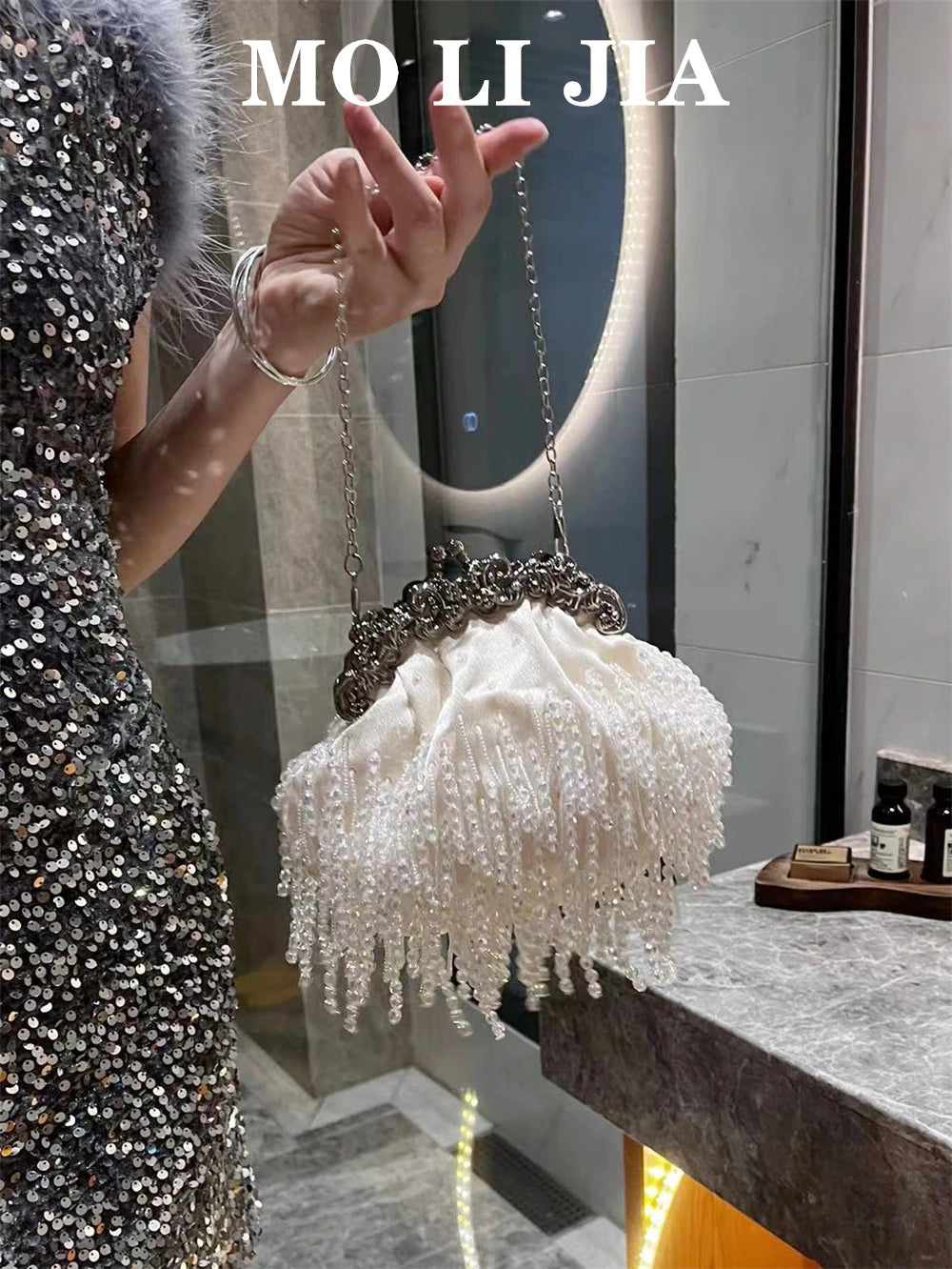 Scc21142c12244c27a96849c40d374f58h