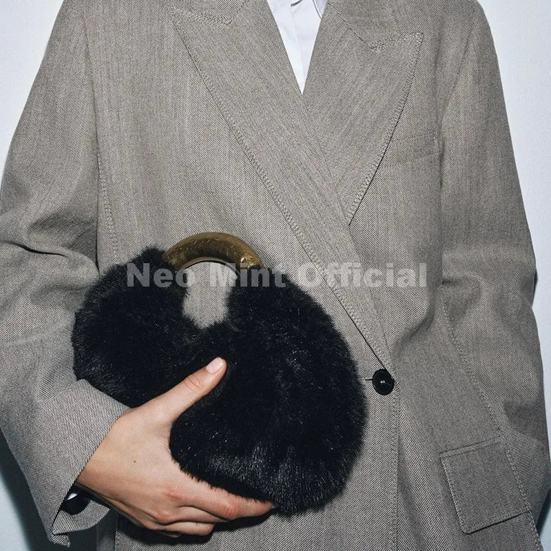 Sd5523ba7000d4354b7d26ad14ac42e63g