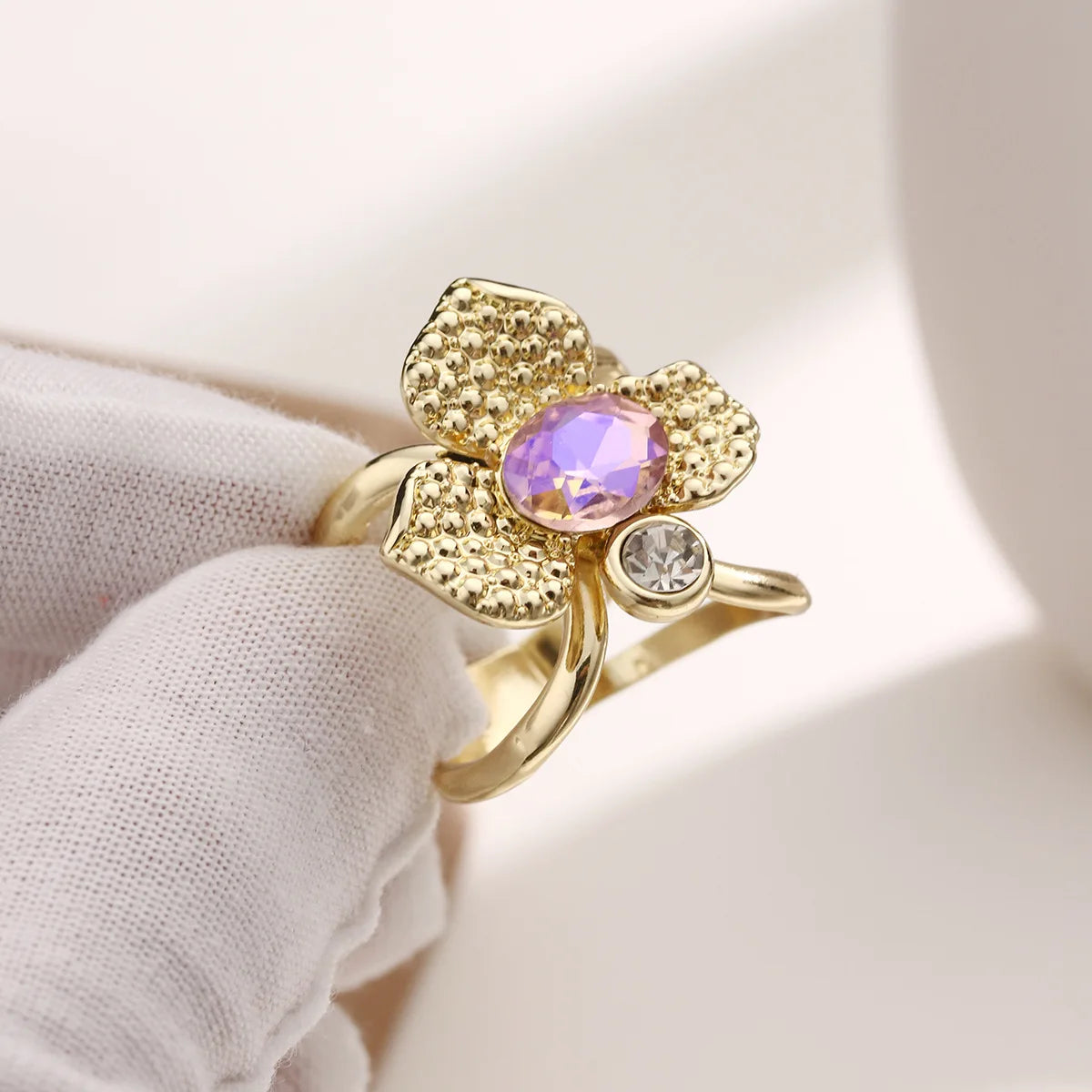 Sdba7c46b3e4e4c3988821a3248455f401