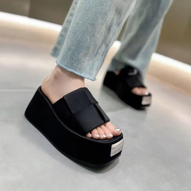 Se2d2f48272a04485b1550d2c1c6ca30dj