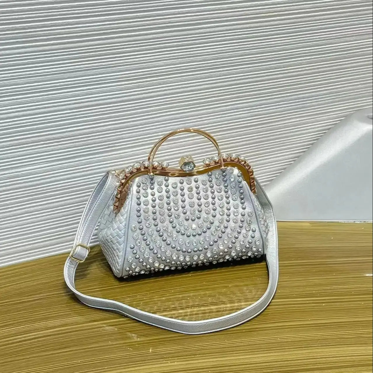 Se3354b4497114f4c9a62a8d364d8bac9V