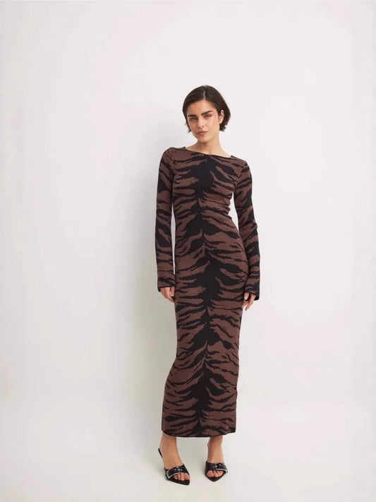 Se8bd8885be5c42df8758341654d56c41h