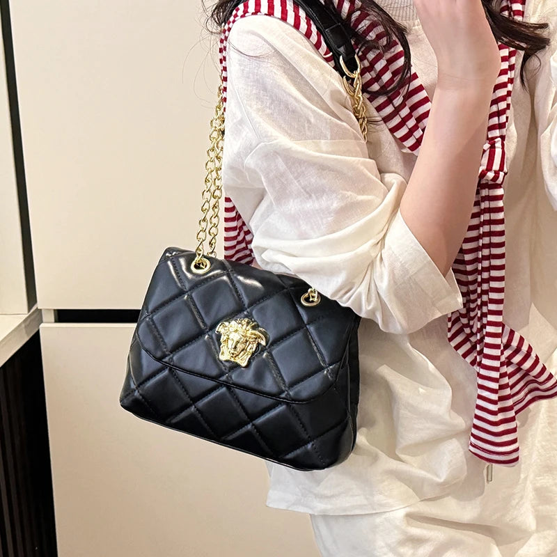 Sf673a946f9904e72a55e3601c38edc06U