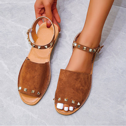 Sandalias con remaches, zapatos de verano de boca de pescado para mujer, sandalias planas de playa