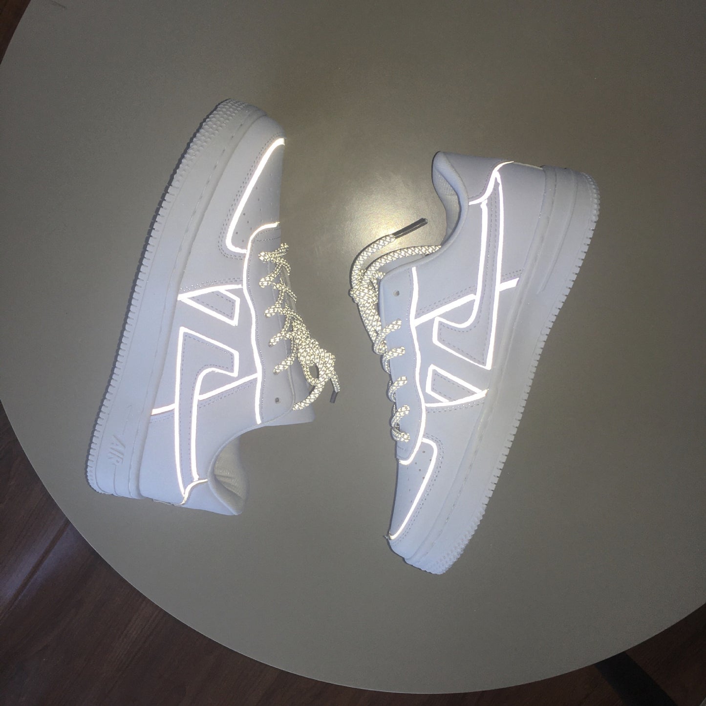 Zapatillas deportivas reflectantes blancas para hombre y mujer