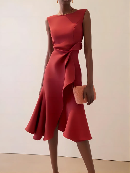 Vestido sin mangas evasé con nudo en la cintura