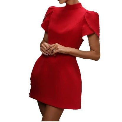 Vestido rojo de manga corta con medio cuello tortuga, corte ajustado, cintura alta y falda con lazo